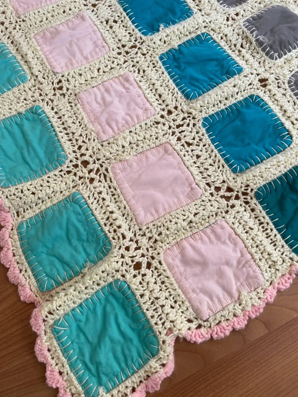 VTG Handmade Crotchet & Scrappy Patchwork Patch Double Sided Blanket, Baby Girl - Picture 6 of 15